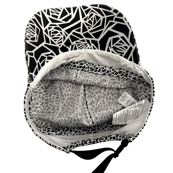 Lululemon Run Lightweight Cap Hat Black White NWOT - Picture 8 of 12